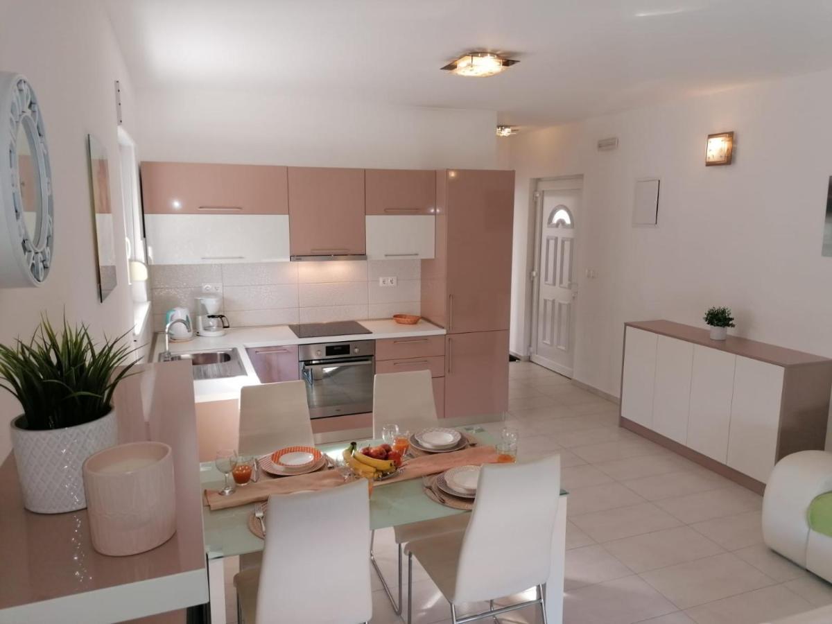 Apartment Mali San Trogir Dış mekan fotoğraf